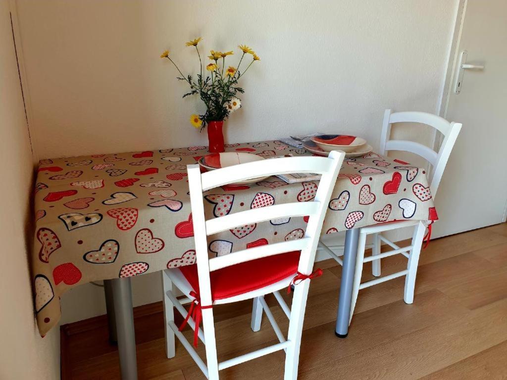 Apartments Hodanic Кърк Екстериор снимка