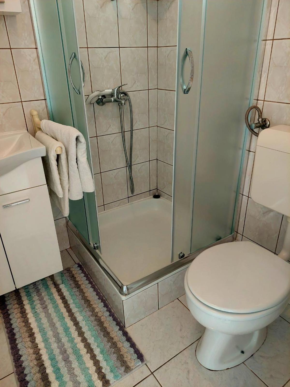 Apartments Hodanic Кърк Стая снимка