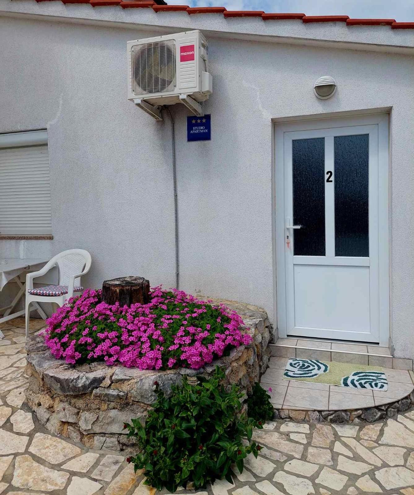 Apartments Hodanic Кърк Стая снимка